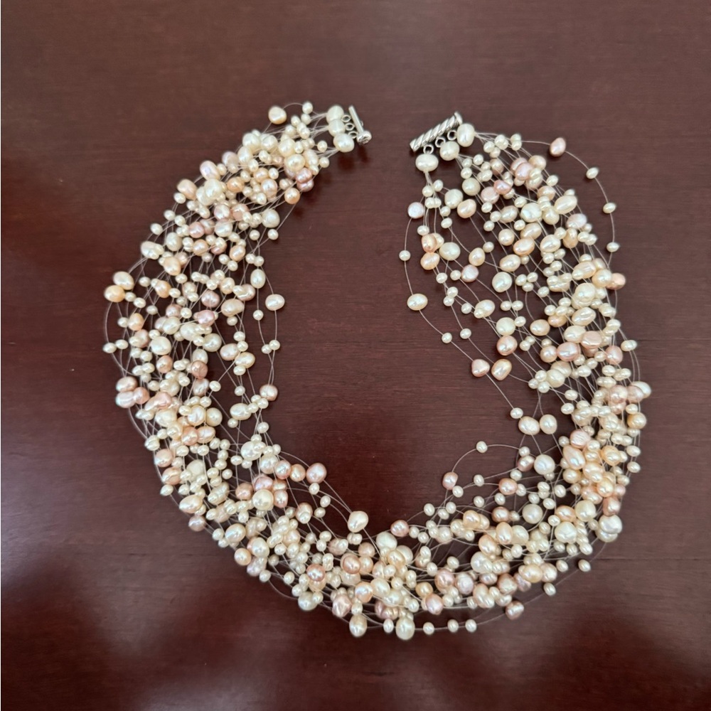 Tiffany &Co Iridesse natural pearls and silver neckless